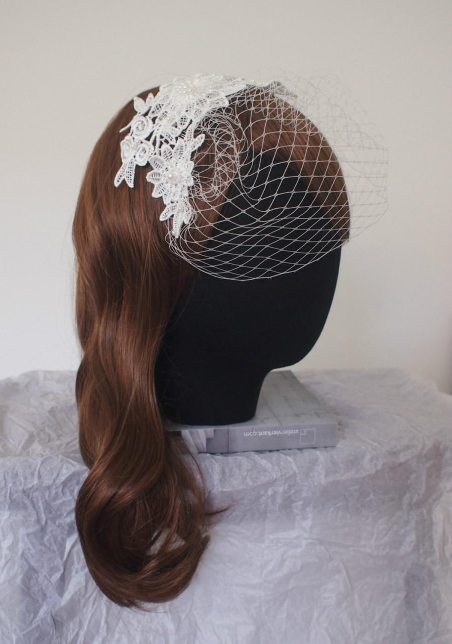 زفاف - Wedding Headpiece -- 1920s' Victorian Style Birdcage Veil -- with Hand Embroidered Pearl on Lace