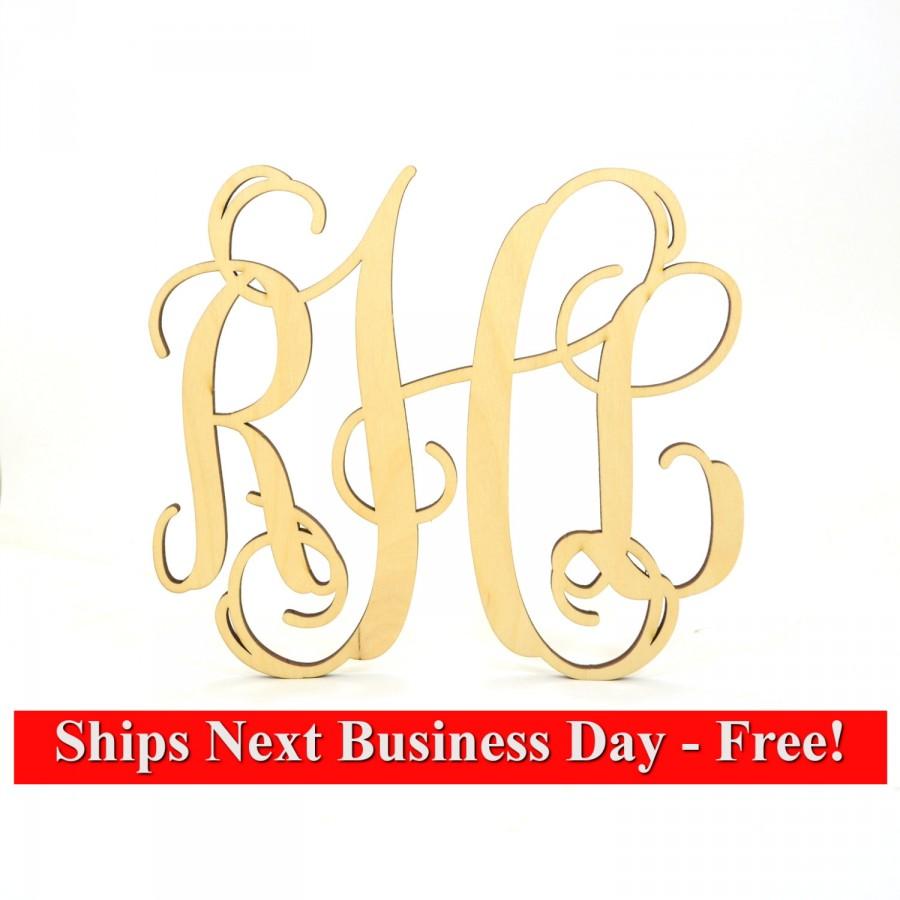 Свадьба - Unfinished Wooden Monogram for Individuals or Couples - Home Decor, Great Gift, Door Hanger or Even for Weddings