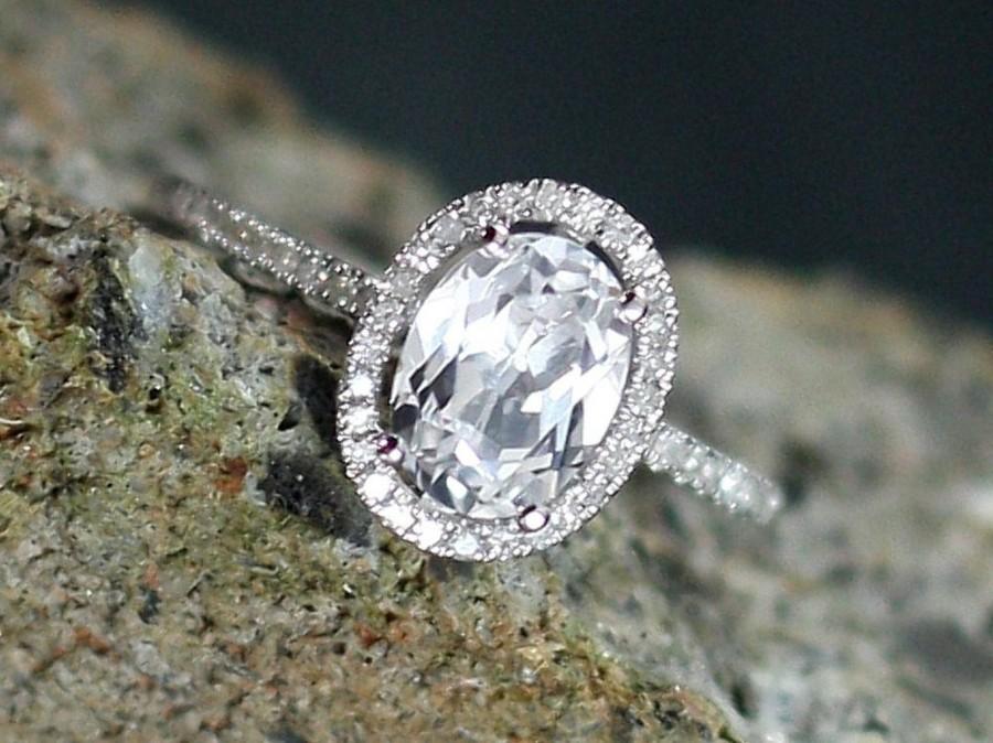 زفاف - White Sapphire Engagement Ring Ovale Petite Diamonds Oval Halo Engagement Ring 1ct 7x5mm Custom White-Yellow-Rose Gold-10k-14k-18k-Platinum