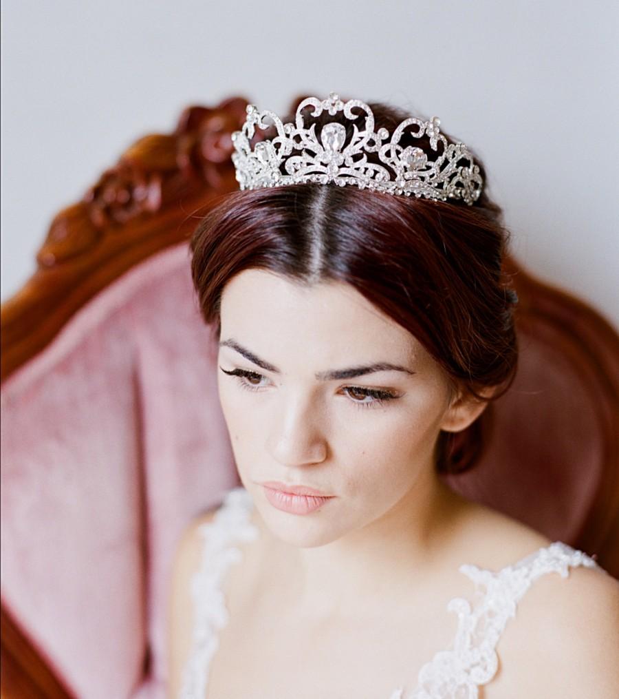 Hochzeit - Bridal Tiara, Silver PHILLIPA Tiara, Swarovski Bridal Tiara, Wedding Crown, Rhinestone Tiara, Wedding Tiara, Diamante Crown