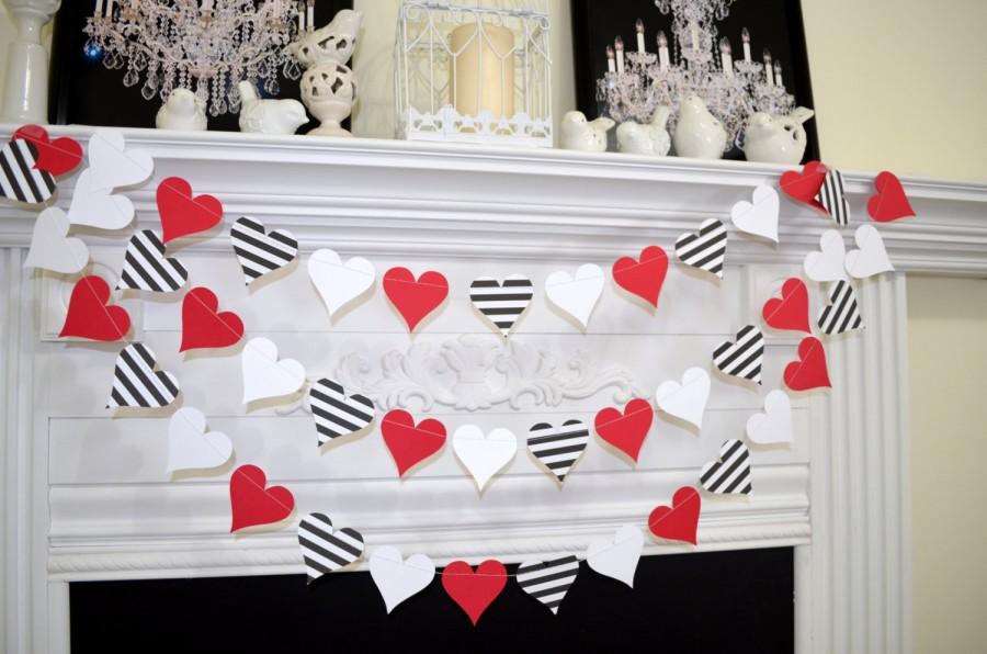 Свадьба - Paper Heart garland, valentines day garland, Queen of hearts birthday decorations, black white red wedding decor