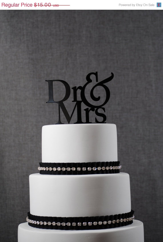 زفاف - ON SALE Dr and Mrs Elegant Wedding Cake Topper in your Choice of Colors, Unique Wedding Topper, Elegant Cake Topper- (S067)