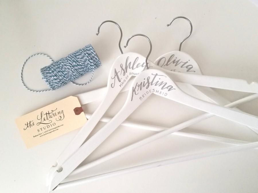 Mariage - Personalized Hand Lettered CALLIGRAPHY BRIDESMAID HANGER - One (white, two lines)