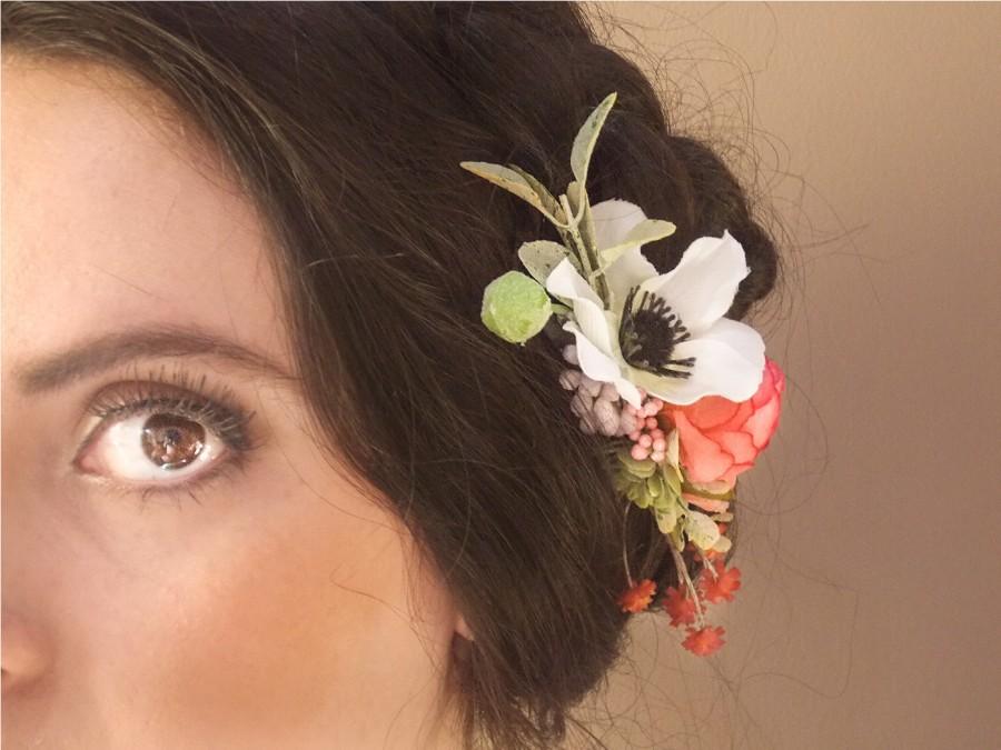 Свадьба - Bridal Headpiece Kahlover - Flower Arrangement Comb - Viva la Frida Kahlo - Artificial Flowers - Rustic Wedding - Rustic Bride Accessory
