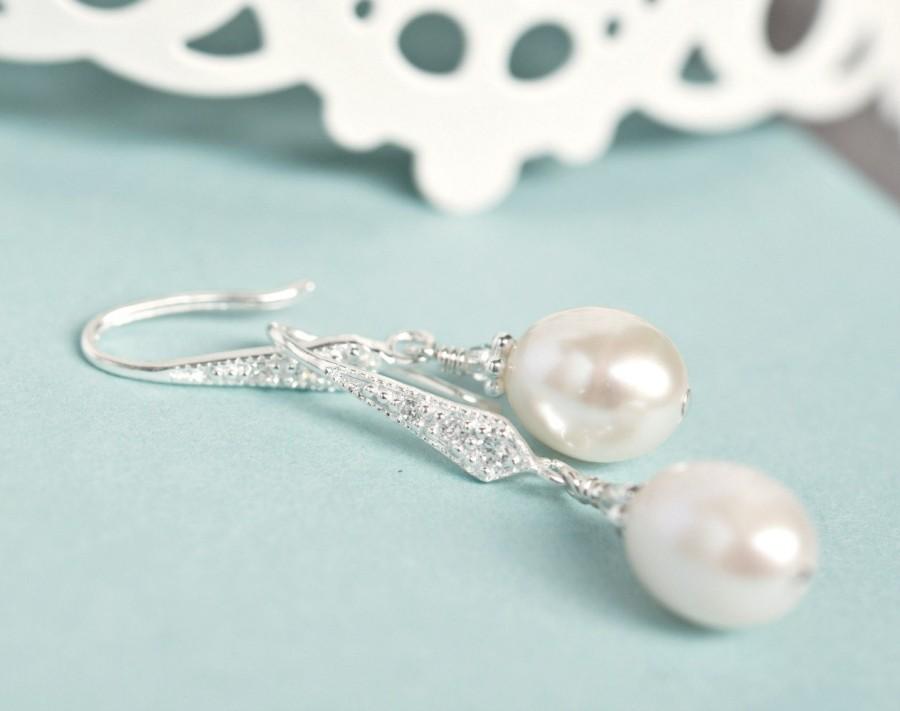 Hochzeit - Freshwater Pearl Earrings, Bridal Pearl Earrings, Bridal Earrings, Wedding Jewelry. Sterling Silver