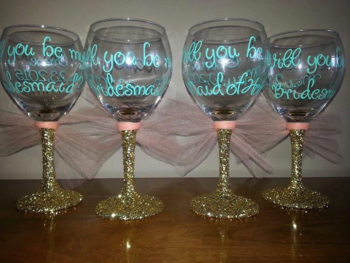 Hochzeit - Will You Be My Glitter Stemmed Wine Glasses; Bridesmaids Gift; Will You Be Present/Gift; For Bridesmaids, Maid of Honor, Matron of Honor