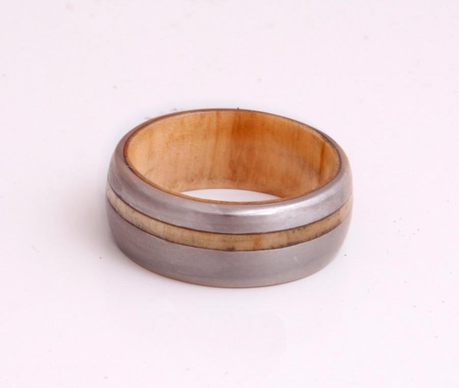 زفاف - Titanium Ring man ring Mens Wedding Band with inner wood ring and Titanium ring olive