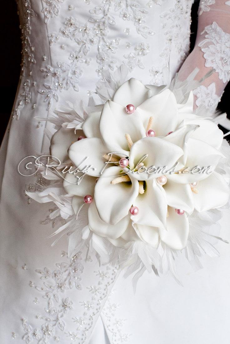 Свадьба - Silk Flowers White Wedding Bouquet. "Heart of Angel" Fabric Wedding Bouquet. Calla Lilies Bridal Brooch Bouquet - Ruby Blooms Weddings