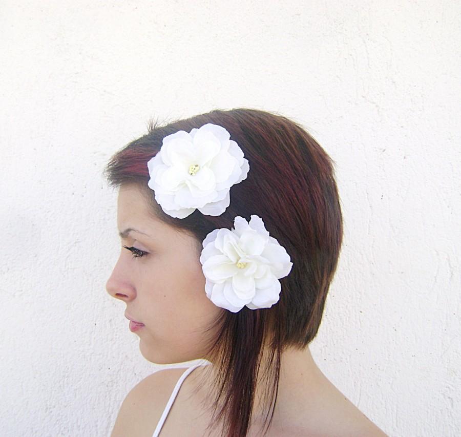 زفاف - White Large flowers hair clips, camelia  flower hair clip, wedding hair accessories, bridal hair accessory, rustic, set of 2