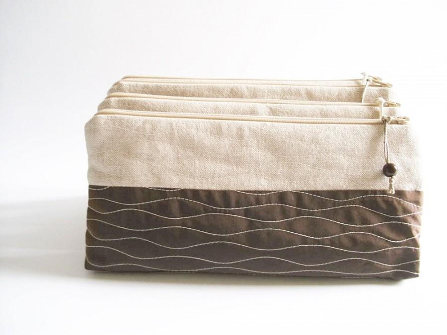 Wedding - Farmhouse Wedding, Rustic Brown Clutches, Wedding Clutches / Wristlets, Set of 8, Bridesmaids Gift Bags, Cosmetic Purses