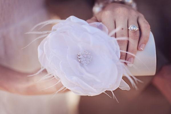 زفاف - Bridal Accessories - Bridal Clutch as seen on stylemepretty.com/  Satin Clutch Ivory Fabric Flower