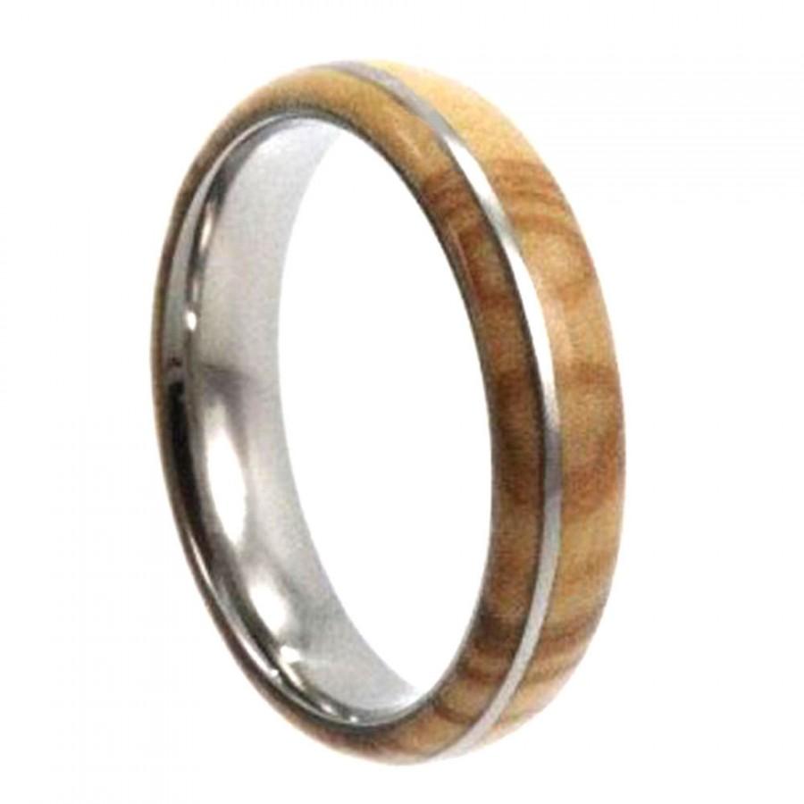 زفاف - Titanium Wood Ring with Highly Figured Olive Wood and Titanium Pinstripe, Waterproof Wooden Wedding Ring