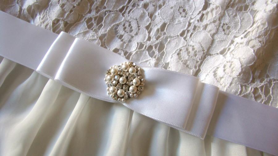 Свадьба - Wedding Dress Sash, Bridal Bow Belt, Satin Bow Bridal Belt, Bow Bridal Belt Sash, Bow Belt Satin, 1950s Wedding Sash