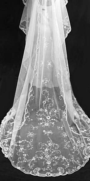 زفاف - Beautiful 1920's Vintage Antique, French, Brussels, Princess Lace, Long Wedding Bridal Veil