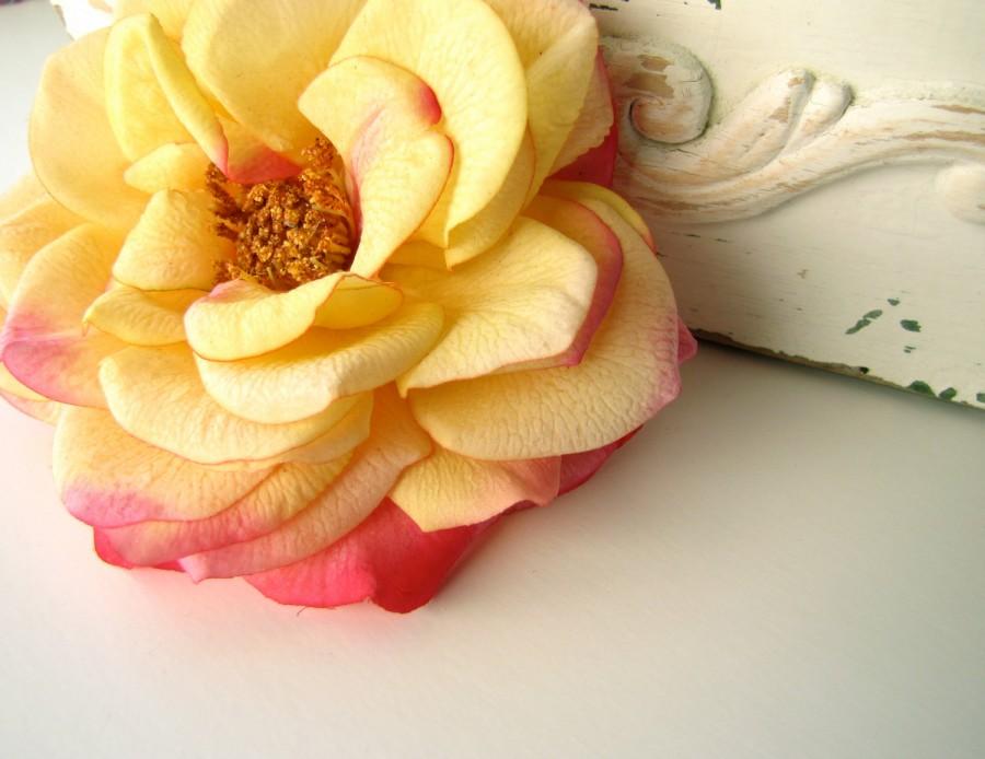 زفاف - Pink and Yellow Rose Hair Flower, Realistic Wedding Hair Clip