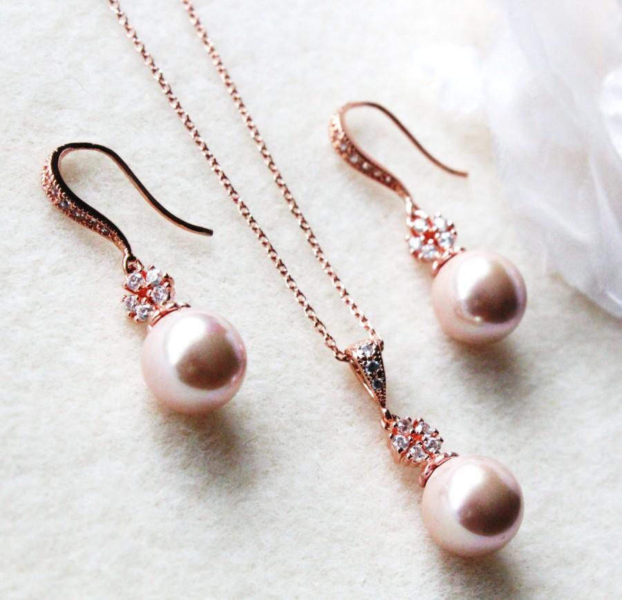 Hochzeit - Rose Gold bridal jewelry Set Pink Blush Pearl wedding jewelry Set Rose Pink wedding earrings and necklace set pearl bridesmaid gift Set