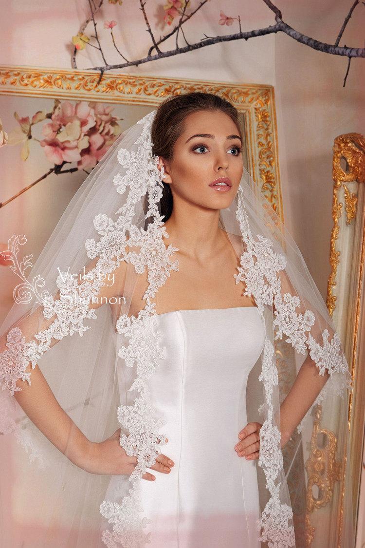 Mariage - 2 Layers Cathedral Lace Veil With Removable Lace Blusher, Convertible Cathedral Veils, 2 Tiers Long Tulle Lace Bridal Veils Style V12B