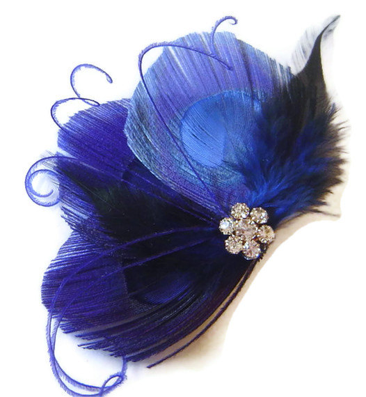 Свадьба - Peacock Feather Hair Clip BLUE BUTTERFLY Feather and Rhinestone Wedding Hair Fascinator Clip Bridal Party