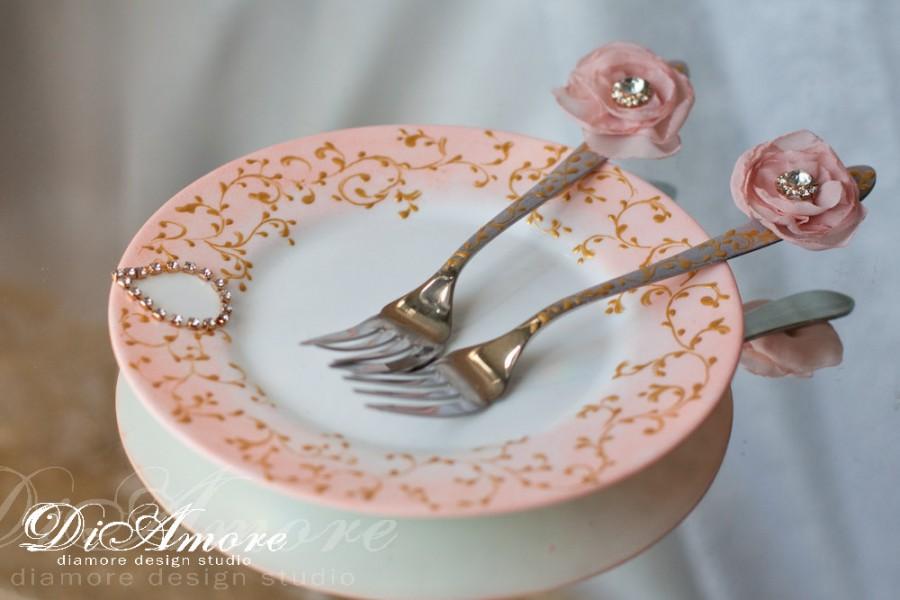 Hochzeit - Blush pink Wedding Set of Wedding fork and Plate / Gold LACE, Wedding Platter, Custom Plate, Hand Painted