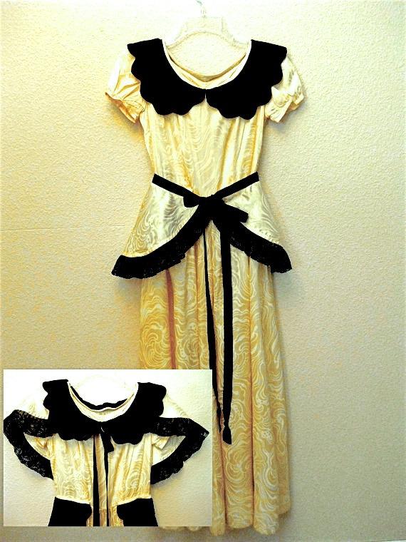 Свадьба - 50% Off Sale! Vintage 40s Dress. Young Girl Yellow Satin Moire Black Velvet Peplum Evening Gown. WW2 WWII Prom. Holiday Wedding Party.  XXS