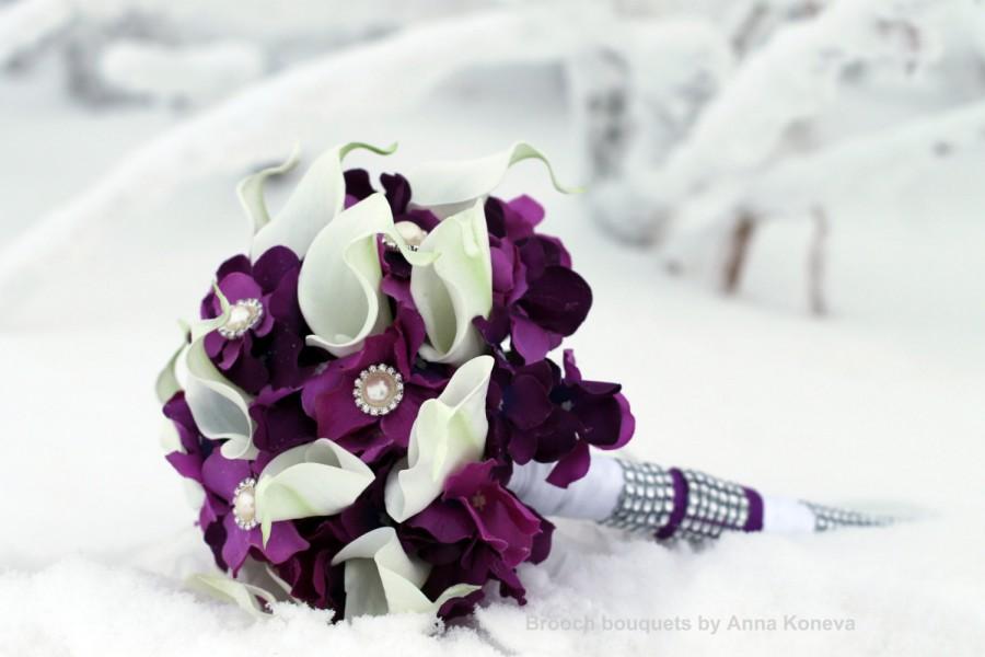 Hochzeit - Brooch bouquet Wedding flowers Bridal broach bouquet White calla lilies bouquet Purple brooch bouquet Hydrangea bouquet  Wedding bouquet