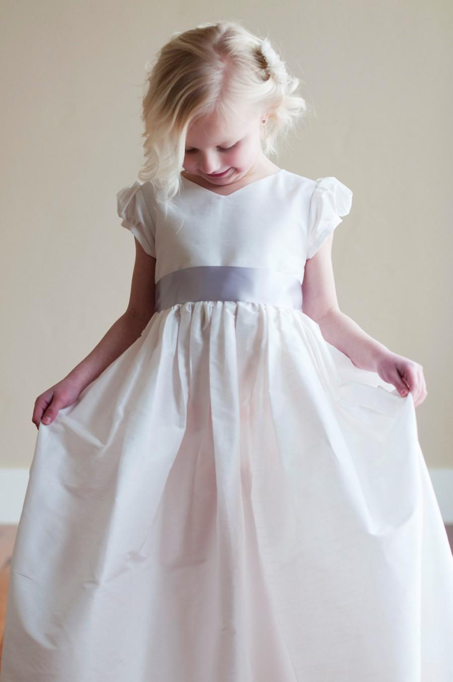 Свадьба - First Communion dress in white or ivory