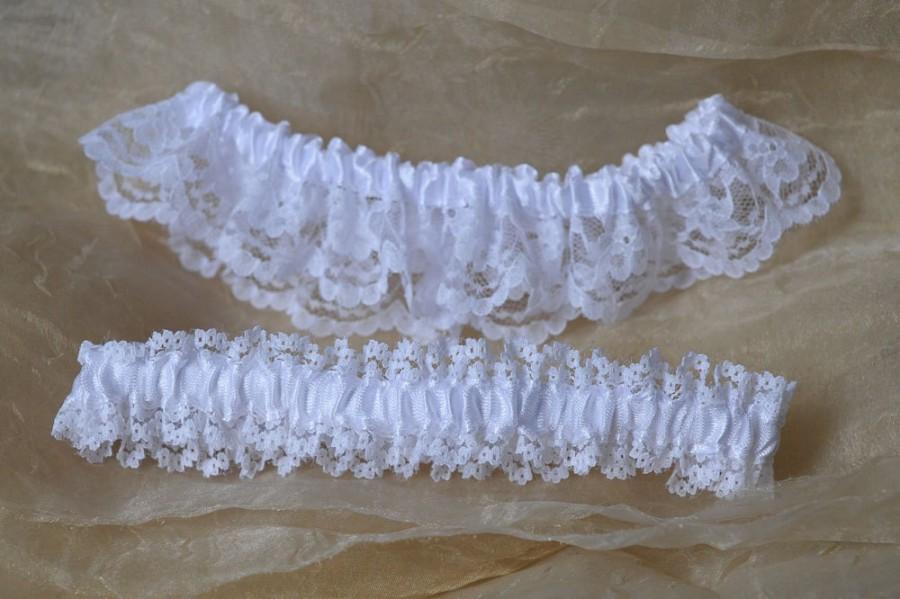 Hochzeit - Bride garter set Wedding Toss Garter bridal garter lace wedding garter keepsake garter lace garter