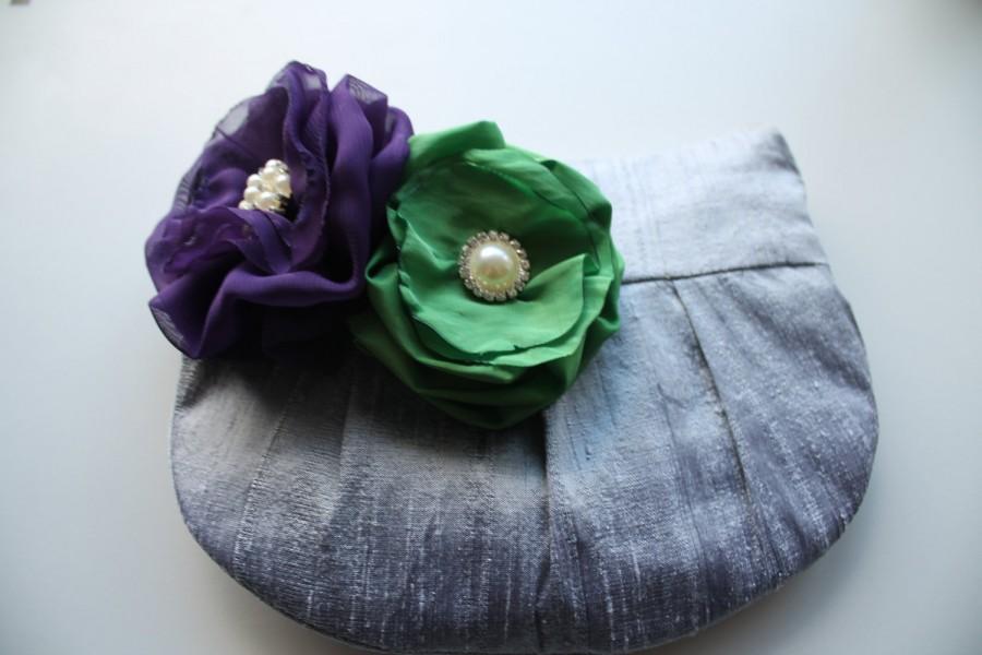 زفاف - Bridesmaid Clutch , Wristlet Clutch - Perfect Bridesmaid Gift - Grey Clutch with Purple & Green Stardust Flower Brooch (choose your colours)