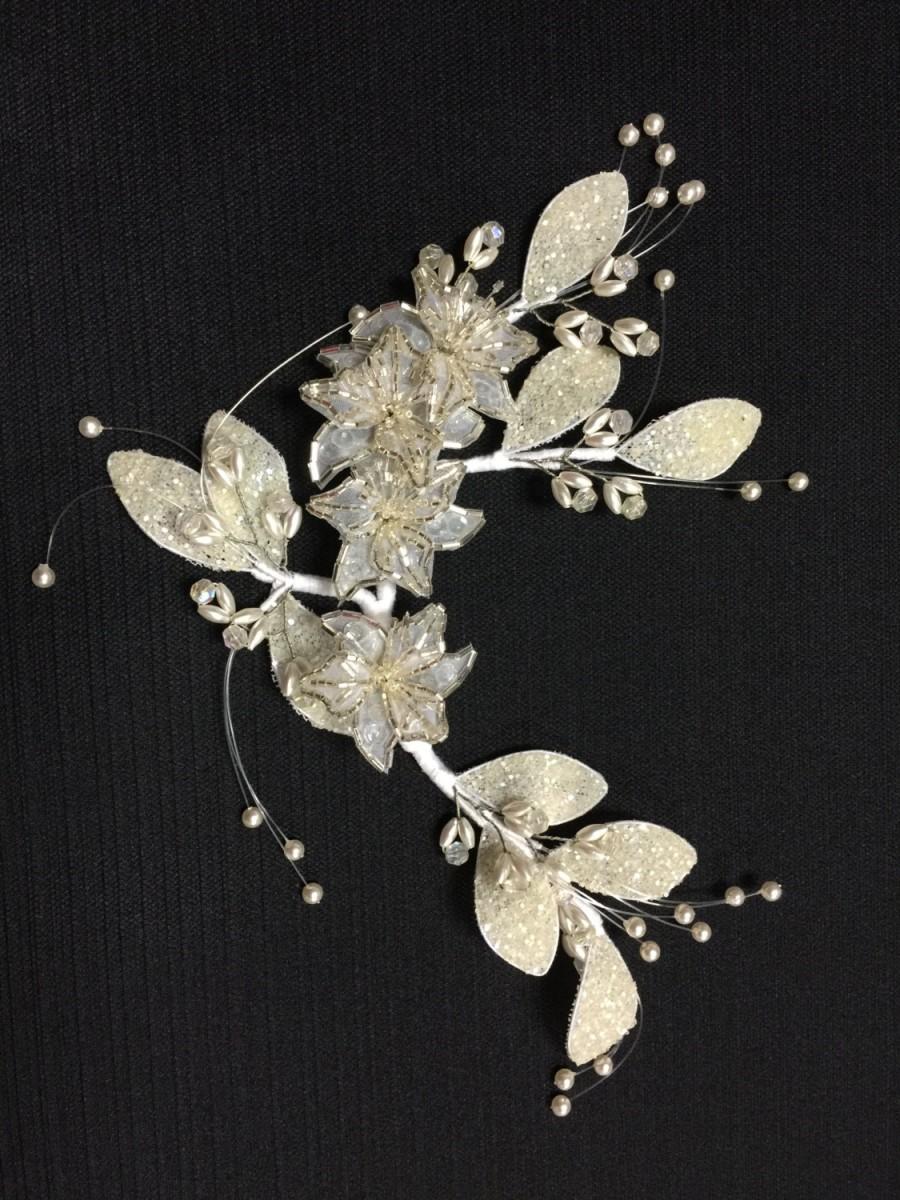 Mariage - Vintage Flowers,Wedding Headband, Bridal Hair Garland,Bridal Headpiece. Made in Korea.Flexible for bending and twisting for your DIY project