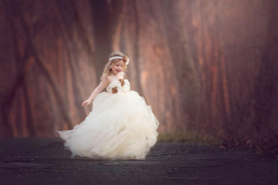 Wedding - tutu flower girl dress - tulle flower girl dress- ivory tutu dress- rustic flower girl dress - burlap flower girl - tutu - girls dress