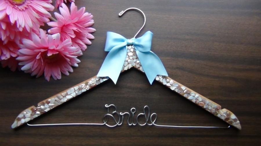 زفاف - HUGE SALE Personalized Keepsake Bridal Hanger, Beach Theme Bridal Shower Gift idea,Custom Made Wedding Hangers with Names, Photo Props