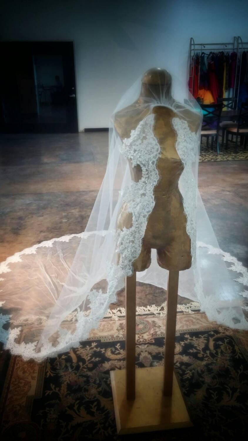 Свадьба - Cathedral Length Beaded Lace Veil, Mantilla Wedding Veil, Bridal Veil, Sequined Veil, Long Lace Veil, Lace Bridal Veil, cathedral veil