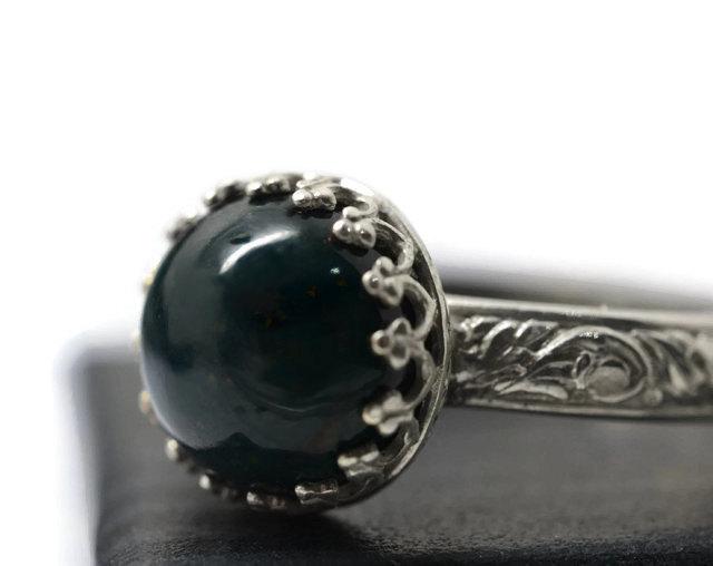 Hochzeit - 10mm Bloodstone Ring, Natural Gemstone Renaissance Ring, Heliotrope Jewelry, Silver Floral Ring, Dark Green Jewel