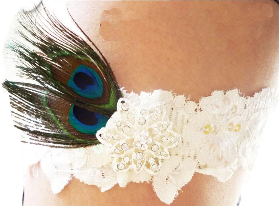 Wedding - Peacock feather garter with vintage flower bling rhinestone,wedding custom made lace garter white or ivory/ choose feather color/rhinestone