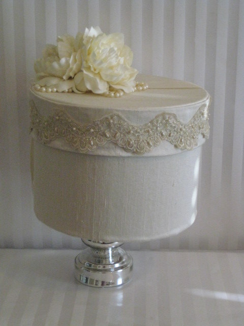 Hochzeit - Ivory Wedding Card Box-pearls, gold lace, dupioni silk and peonies, keepsake box, made to order, 