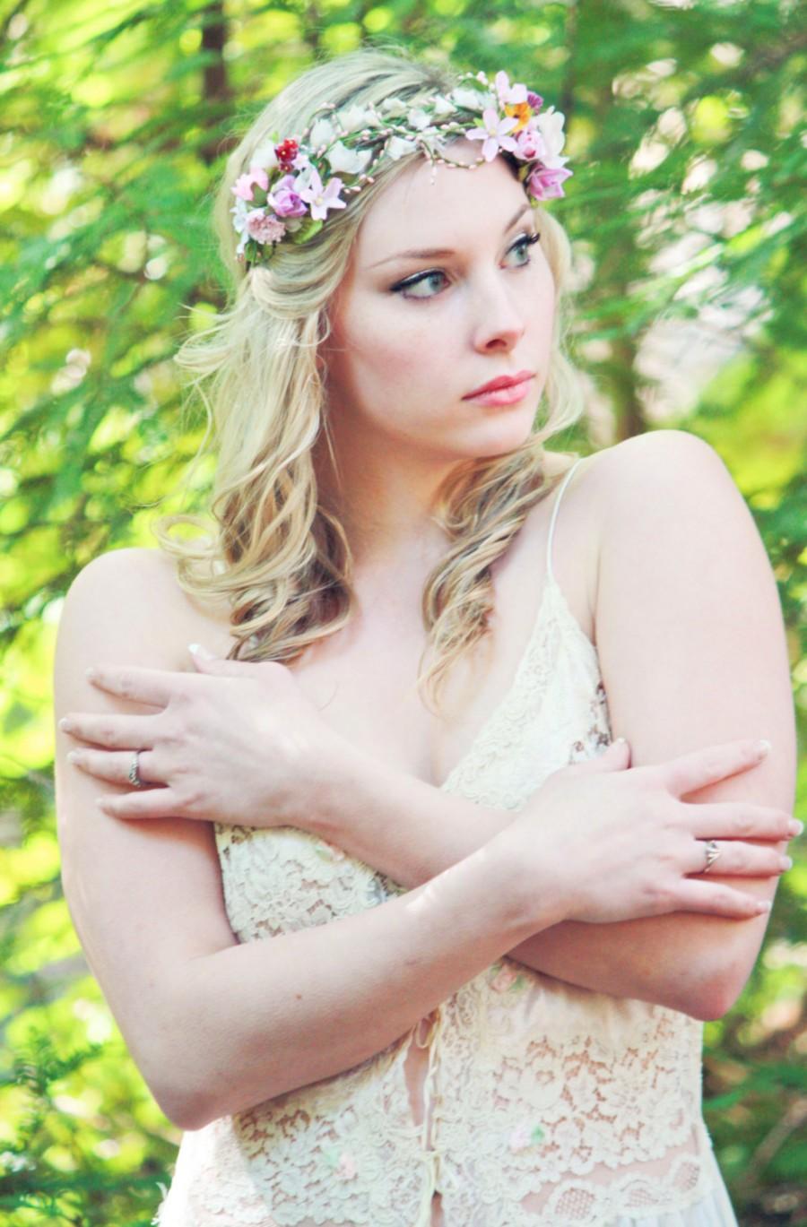 Mariage - bridal flower crown, spring flower head piece, wedding hair