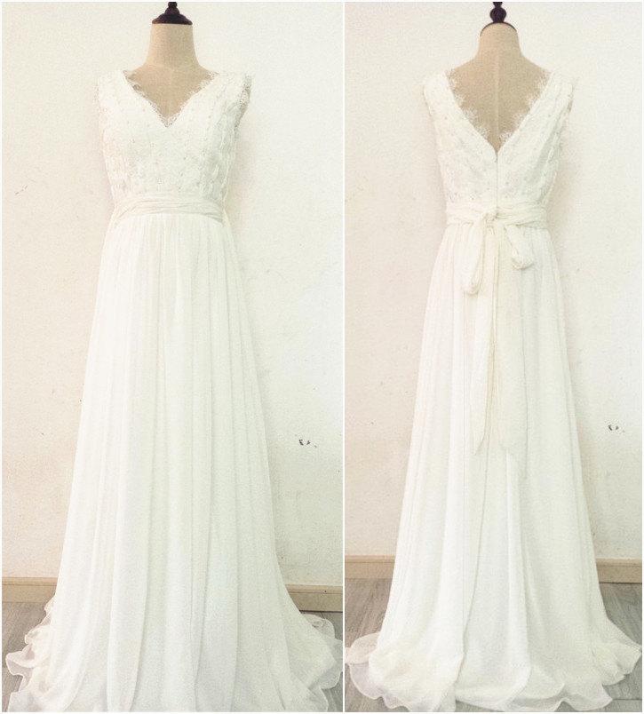 Hochzeit - 2016 Boho Wedding Dress Scalloped V-neck and V-back Lace and Chiffon Beach Bridal Gown Custom Made W053