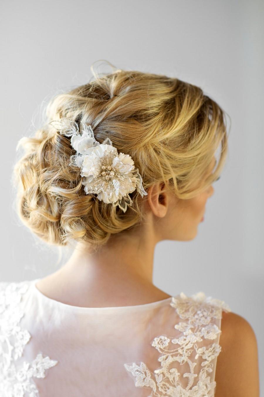 Wedding - Bridal Flower Hair Comb, Wedding Headpiece, Bridal Flower Fascinator, Ivory Silk Flower Comb
