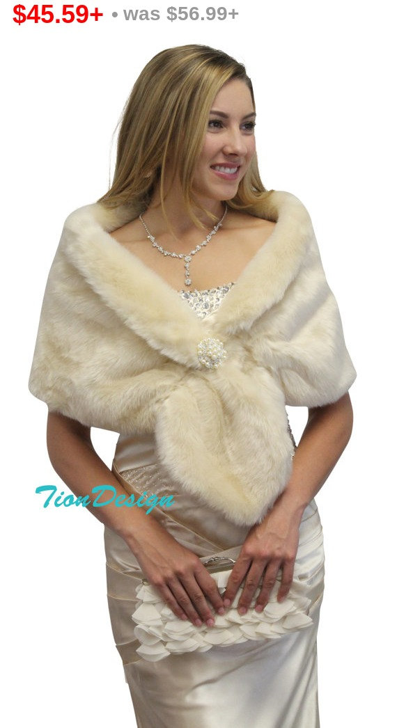Hochzeit - Valentine Sale Bridal wrap, bridal stole, Champagne faux fur stole fur shrug bridal fur wrap fur shawl, faux fur cape for wedding