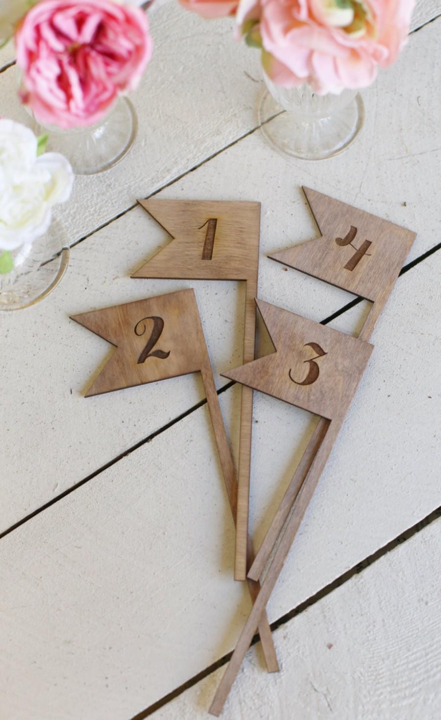 Hochzeit - Rustic Table Numbers Flags NEW 2014 Design by Morgann Hill Designs