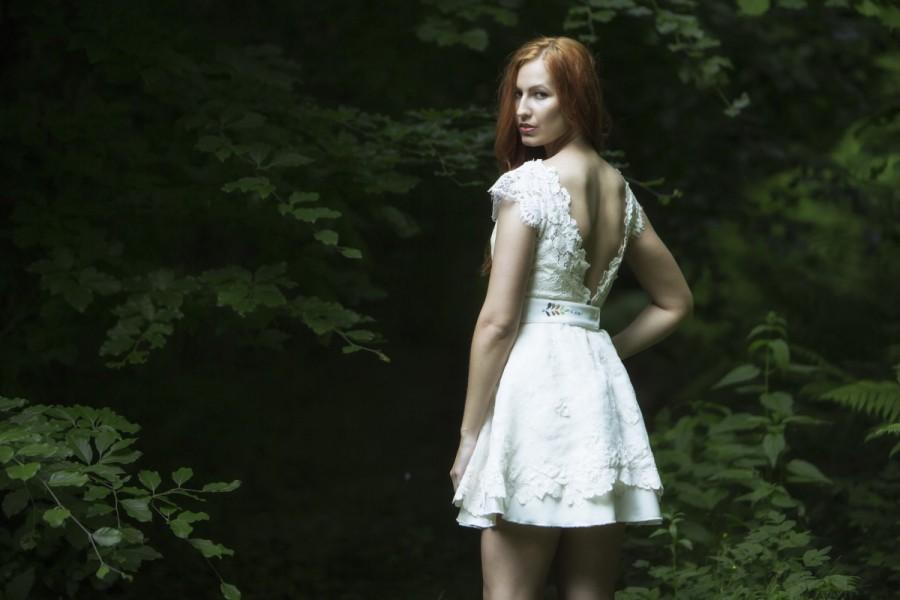 Свадьба - Ivory linen short dress with lace