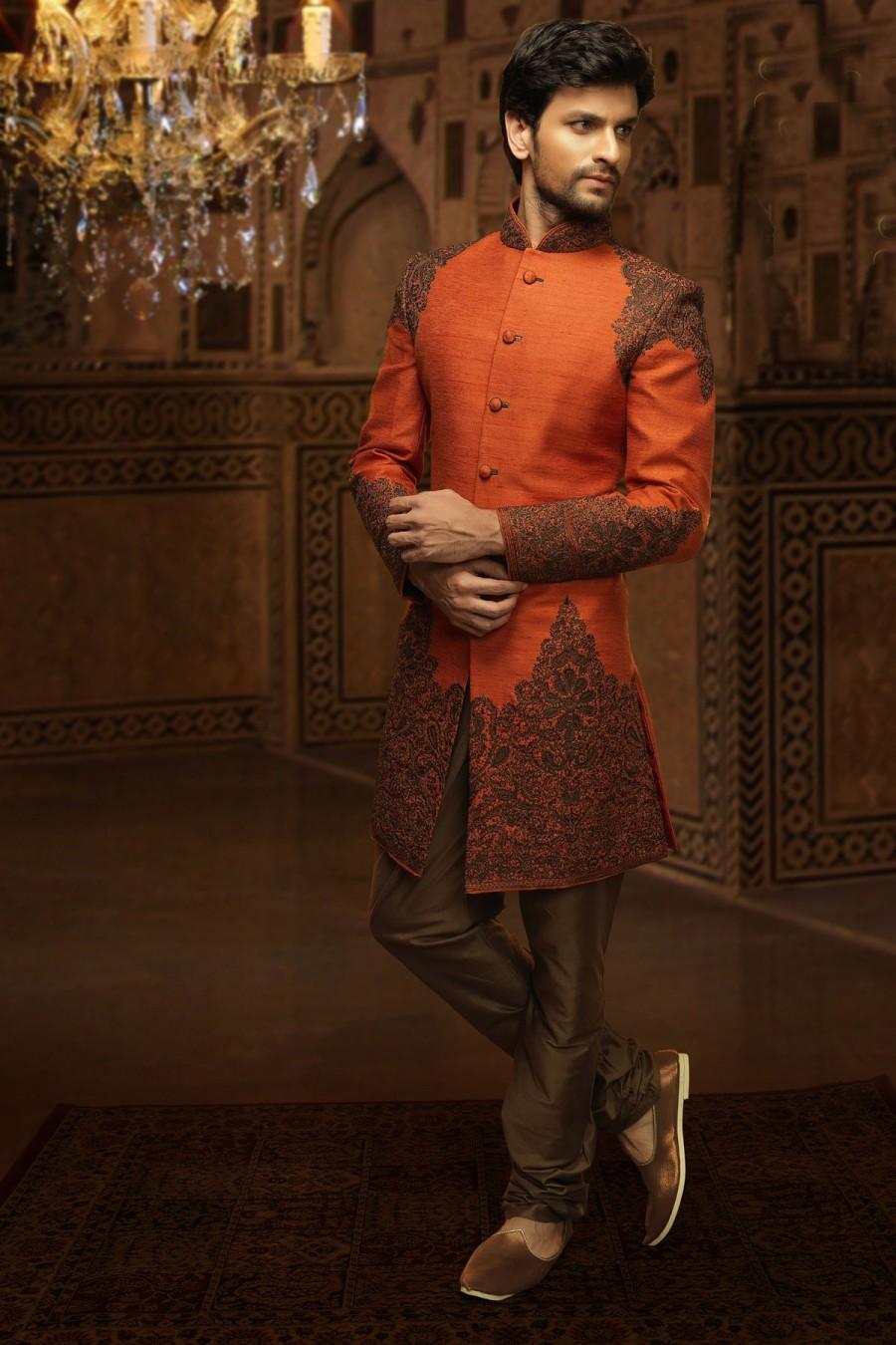 Свадьба - Orange jute plush indo western sherwani with standing collar