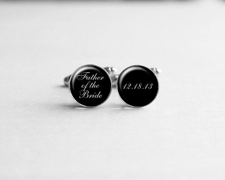 Mariage - Father of the Bride Cufflinks, Personalized Cufflinks, Wedding Date Jewelry, Father of the Bride Gift, Cuff Links Wedding, C018
