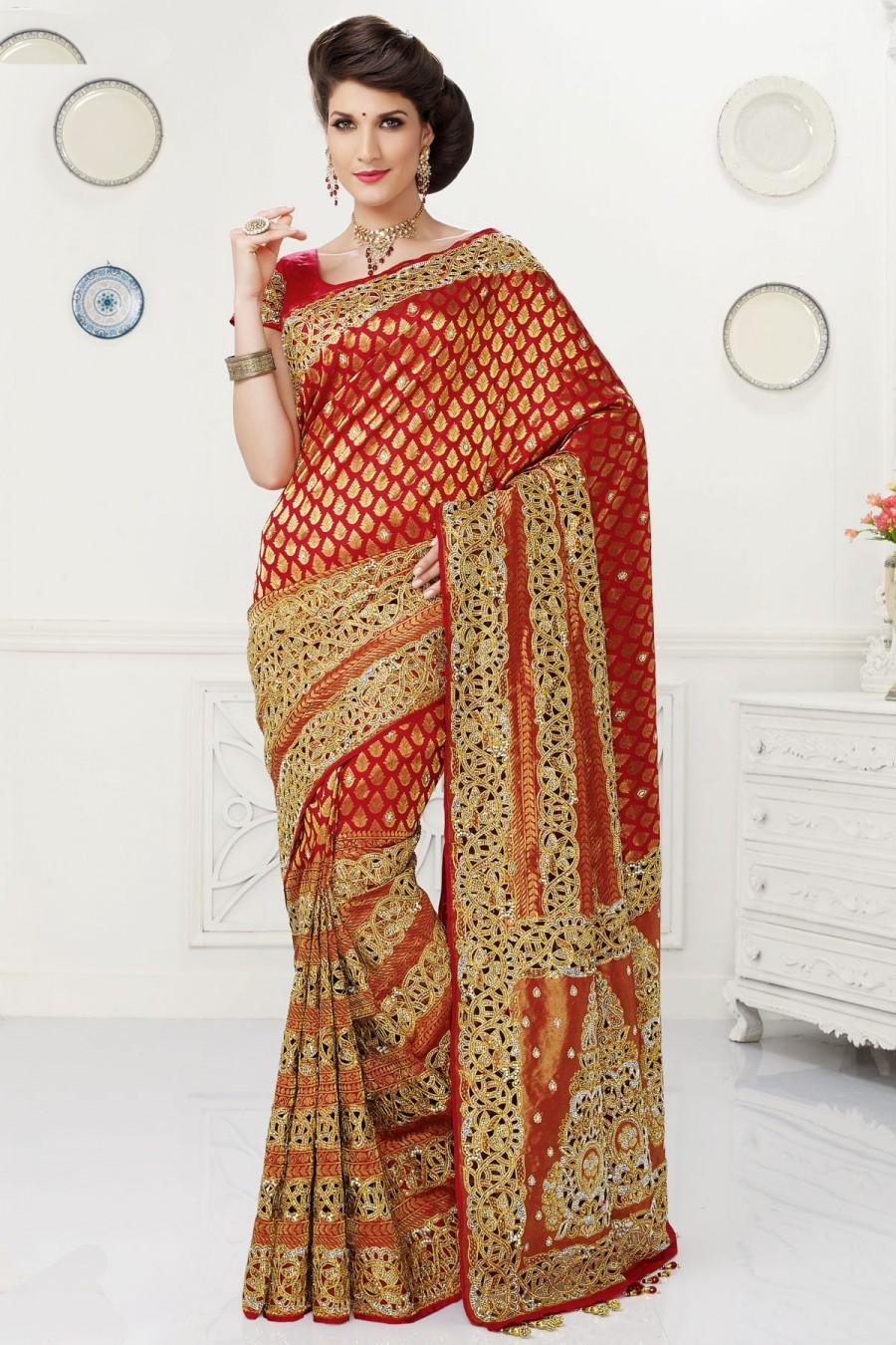 Hochzeit - Red pure silk glamorous zari weaved saree with gold border