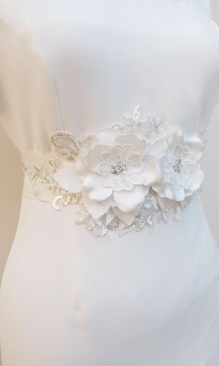 زفاف - Ivory Beaded Flower Belt Bridal Wedding Sash Bridal Light Ivory- Off white 3D Applique
