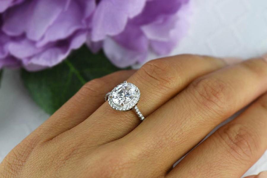 زفاف - 2.25 ctw, Classic Oval Halo Ring, Engagement Ring, Man Made Diamond Simulants, Wedding Ring, Bridal Ring, Promise Ring, Sterling Silver