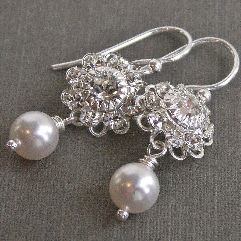زفاف - Crystal and pearl earrings, crystal filigree flowers, white pearls, ivory pearls, bridesmaid earrings with thank you card, bridesmaid gift
