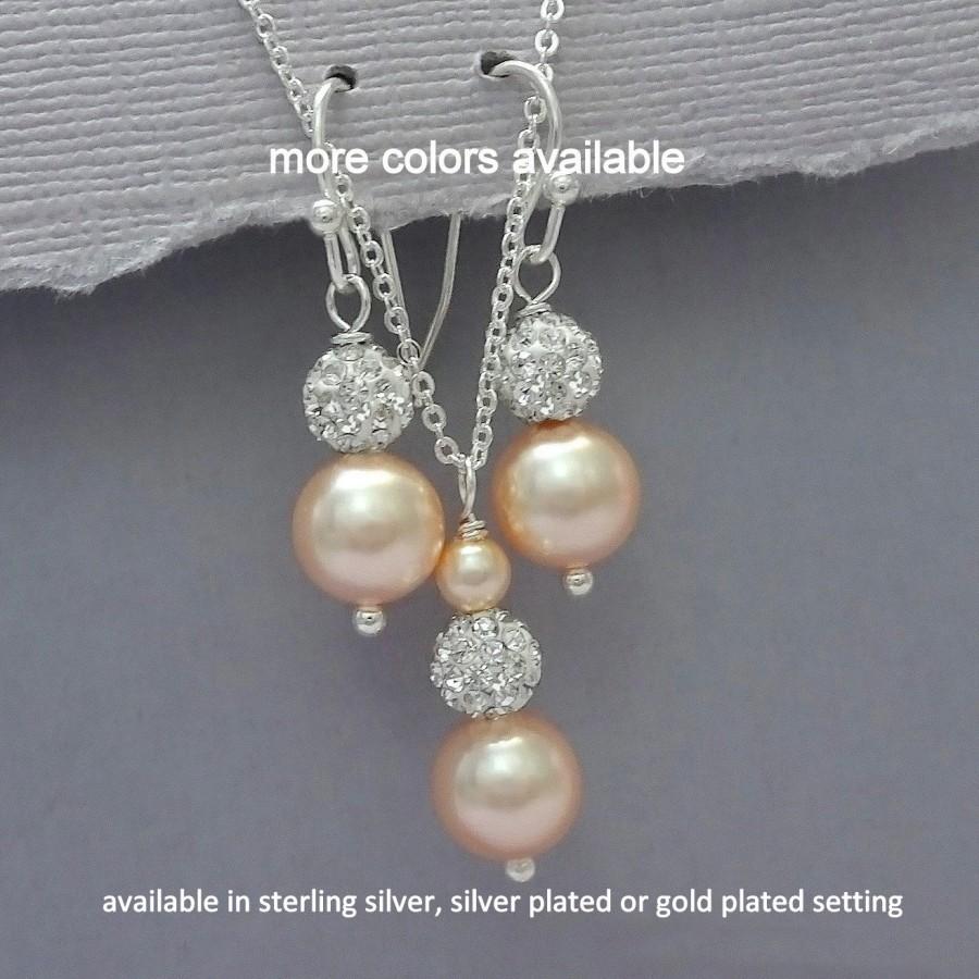 Свадьба - CUSTOM COLOR Bridesmaid Gift, Bridesmaid Jewelry Peach Pearl Jewlery Set, Swarovski Peach Pearl Necklace and Earring Set, Maid of Honor Gift