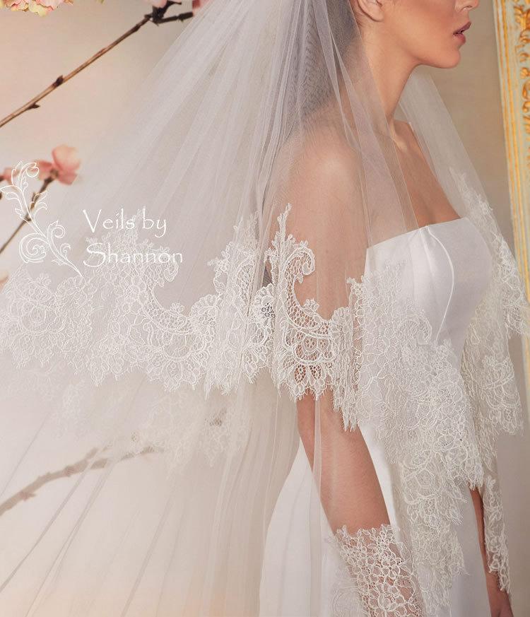 Свадьба - 2 Tiers long Lace Tulle Cathedral Drop Wedding Veil With Elbow Length Blusher-Wedding Veil, Lace Bridal Veil, Cathedral Veil Style V2C