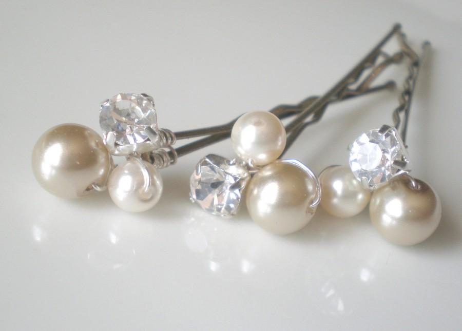 زفاف - Bridal Pearl Hair Jewelry. Taupe Ivory Pearls. Rhinestones. GIFT . Hair Pins. Prom. Bride Maids. Shower Gift